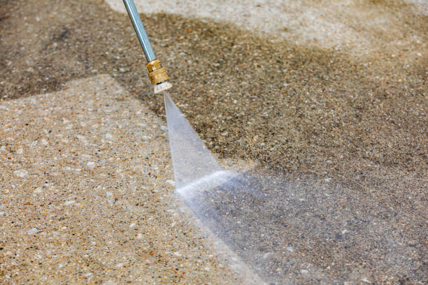 Best Playground Equipment Cleaning  in Chowchilla, CA